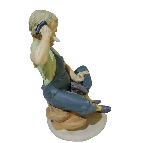 Bisque Ceramic Vintage 7” Older Man Cobbler Working Boot Shoe Figurine Hammer - Picture 4 of 6